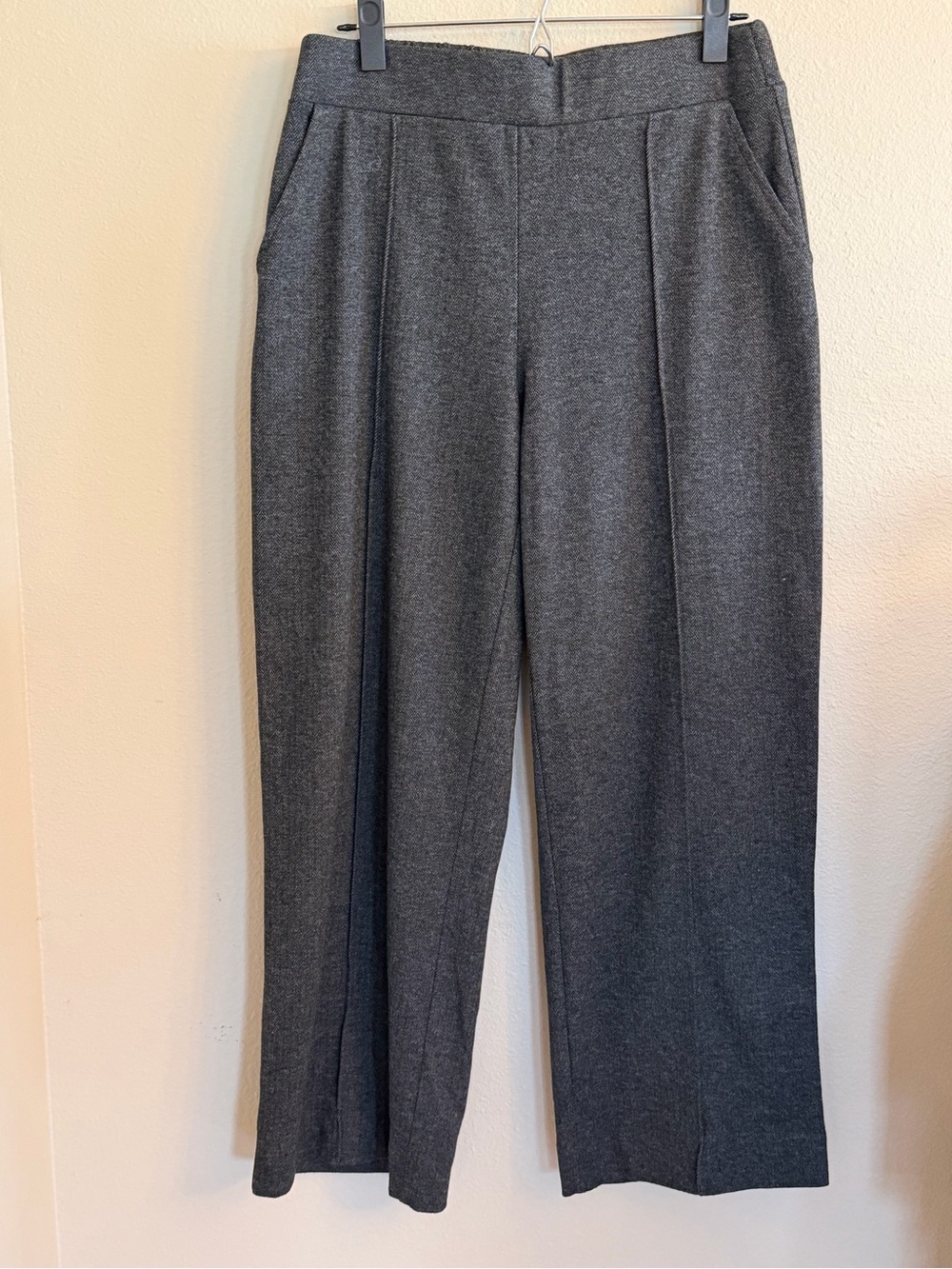 Maurices Dark Gray Wide-Leg Trousers- Size Medium